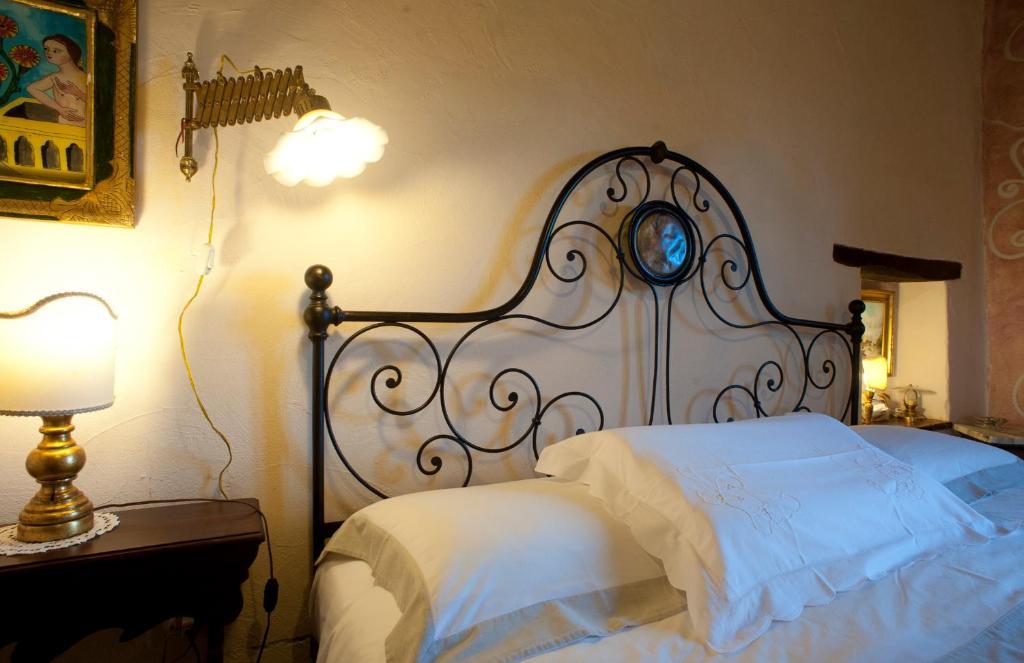 Locanda Ilune ピティリアーノ 部屋 写真